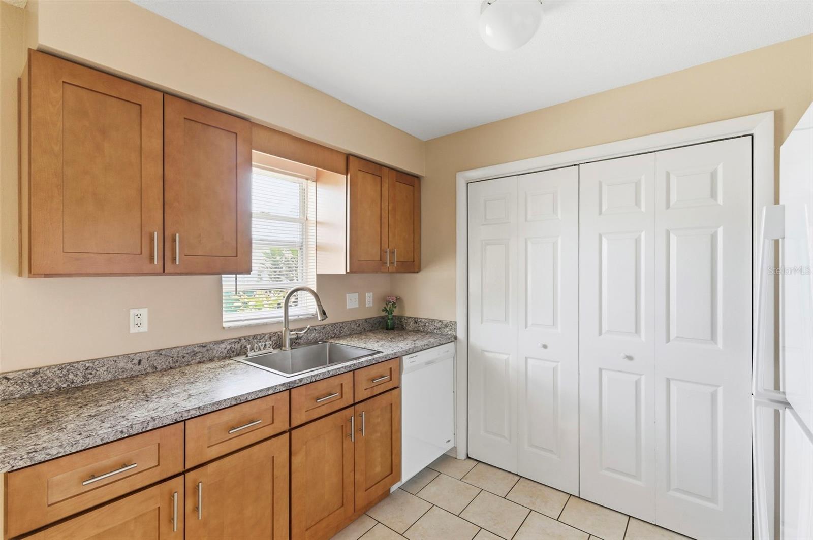 3052 PARK LN #B, DUNEDIN, FL, 34698
