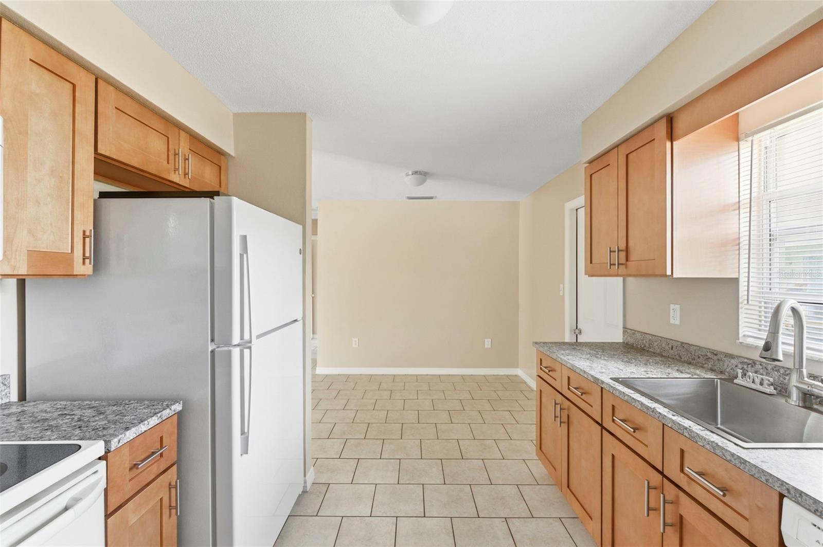 3052 PARK LN #B, DUNEDIN, FL, 34698