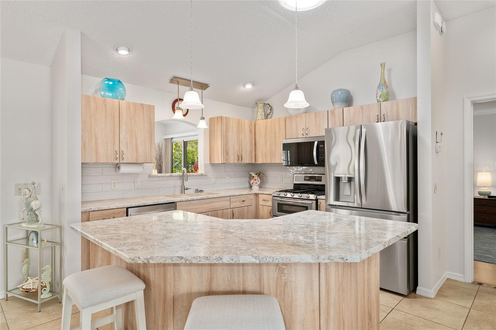 9304 SE 170TH HUMPHREYS LOOP, THE VILLAGES, FL, 32162