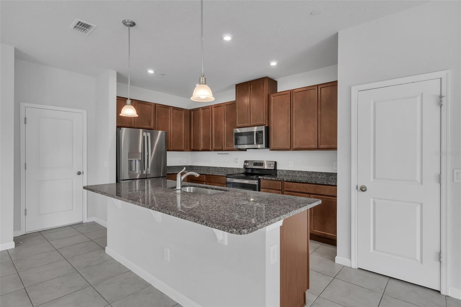 1809 HOLDEN RIDGE LN, CLERMONT, FL, 34715