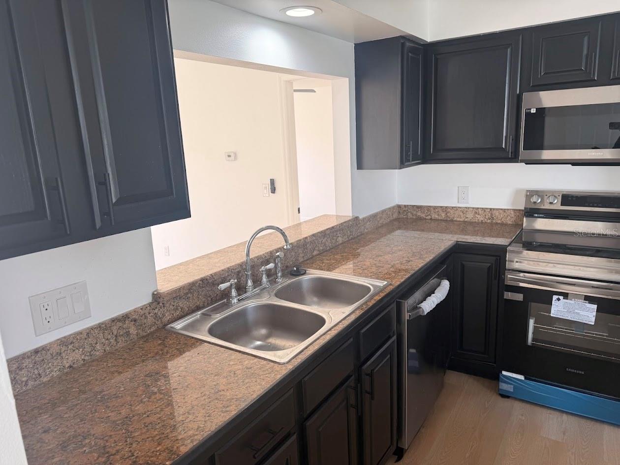 141 HAZEL BLVD, SANFORD, FL, 32773