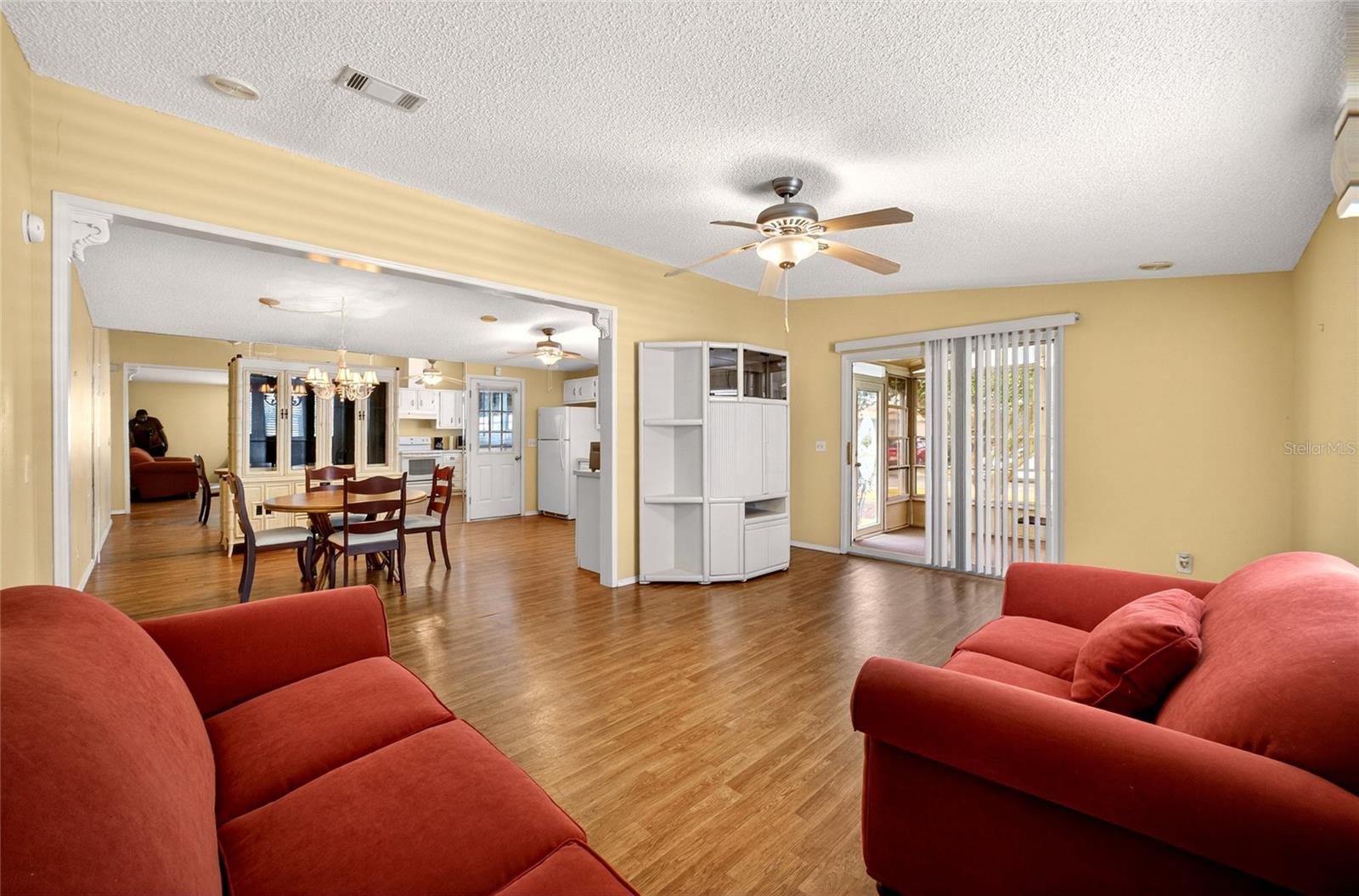 1222 ZAPATA PLACE, LADY LAKE, FL, 32159