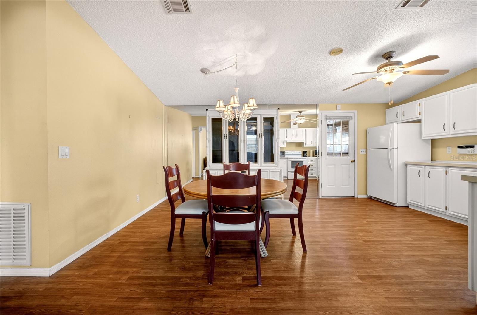 1222 ZAPATA PLACE, LADY LAKE, FL, 32159