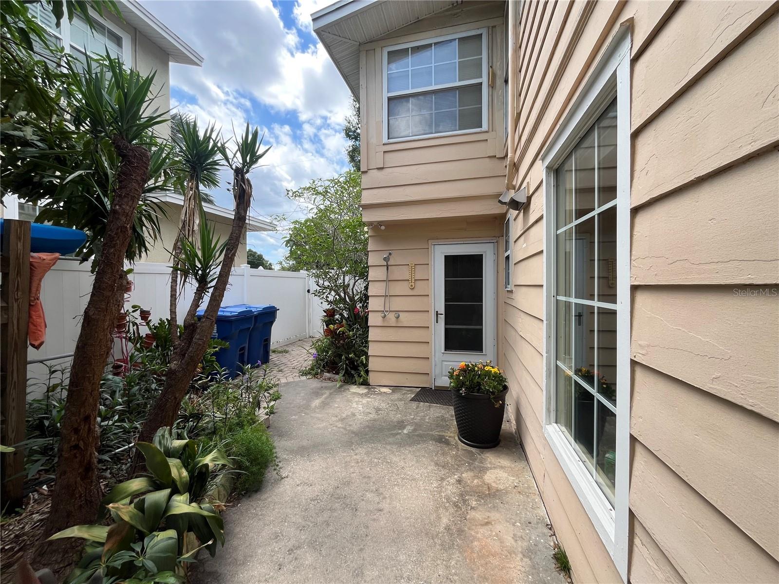 1412 36TH AVE N, ST PETERSBURG, FL, 33704
