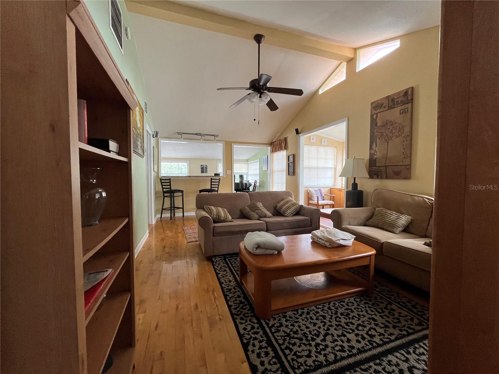 1412 36TH AVE N, ST PETERSBURG, FL, 33704