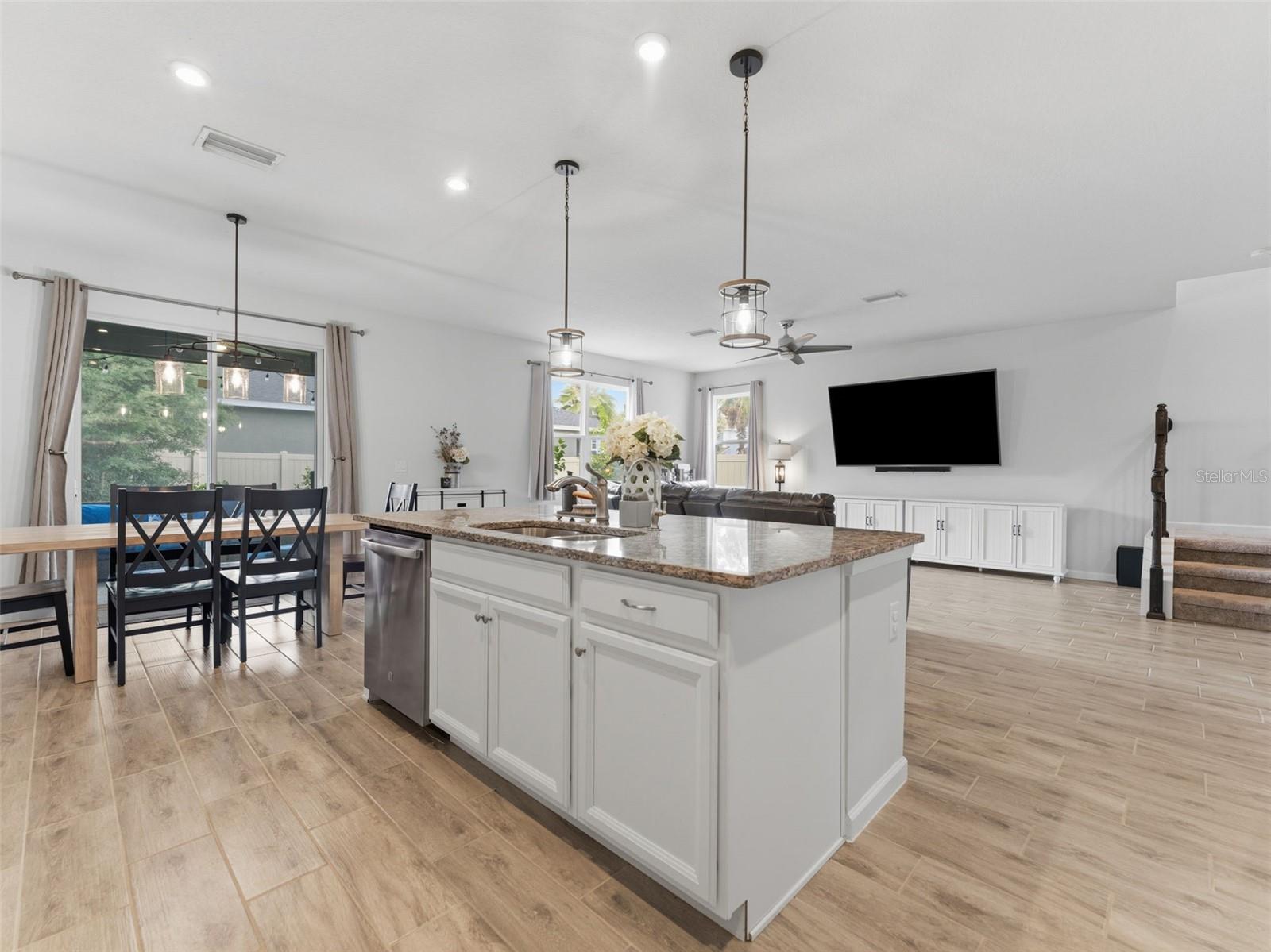 12259 BLUE PACIFIC DR, RIVERVIEW, FL, 33579