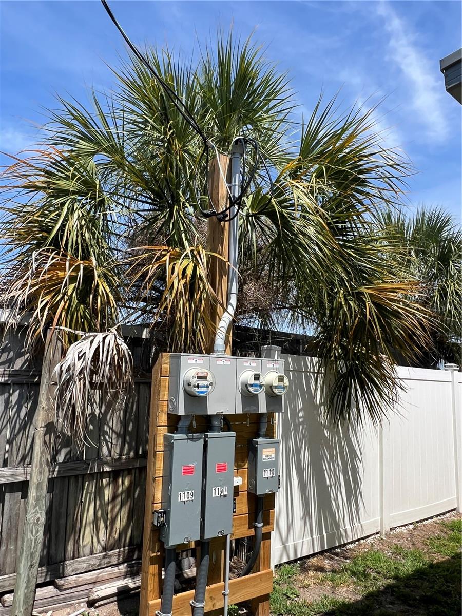 1110 49TH AVE DR W, BRADENTON, FL, 34207