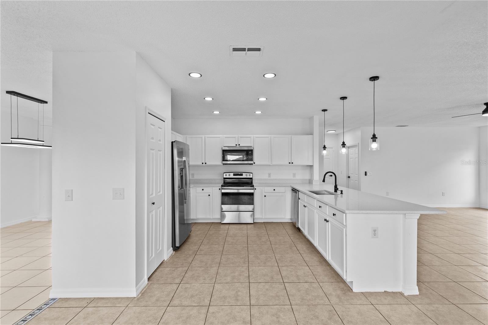 4556 FICUS TREE RD, KISSIMMEE, FL, 34758