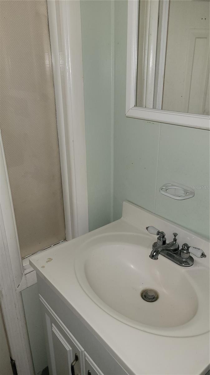 9850 LILY ST N #117, PINELLAS PARK, FL, 33782