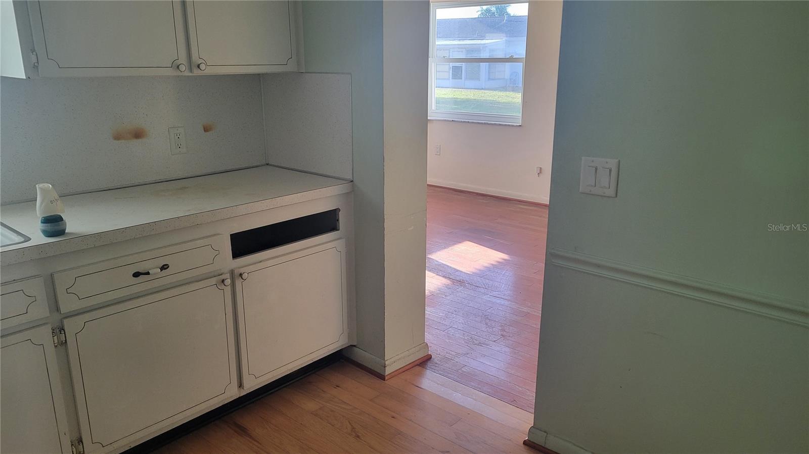 9850 LILY ST N #117, PINELLAS PARK, FL, 33782