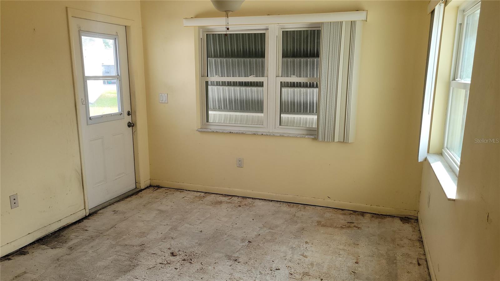 9850 LILY ST N #117, PINELLAS PARK, FL, 33782