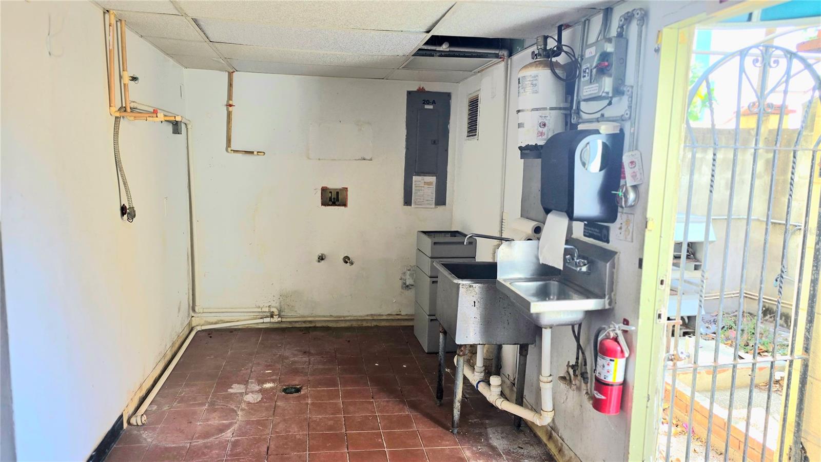 530 US-41-BYP #20-21A, VENICE, FL, 34285