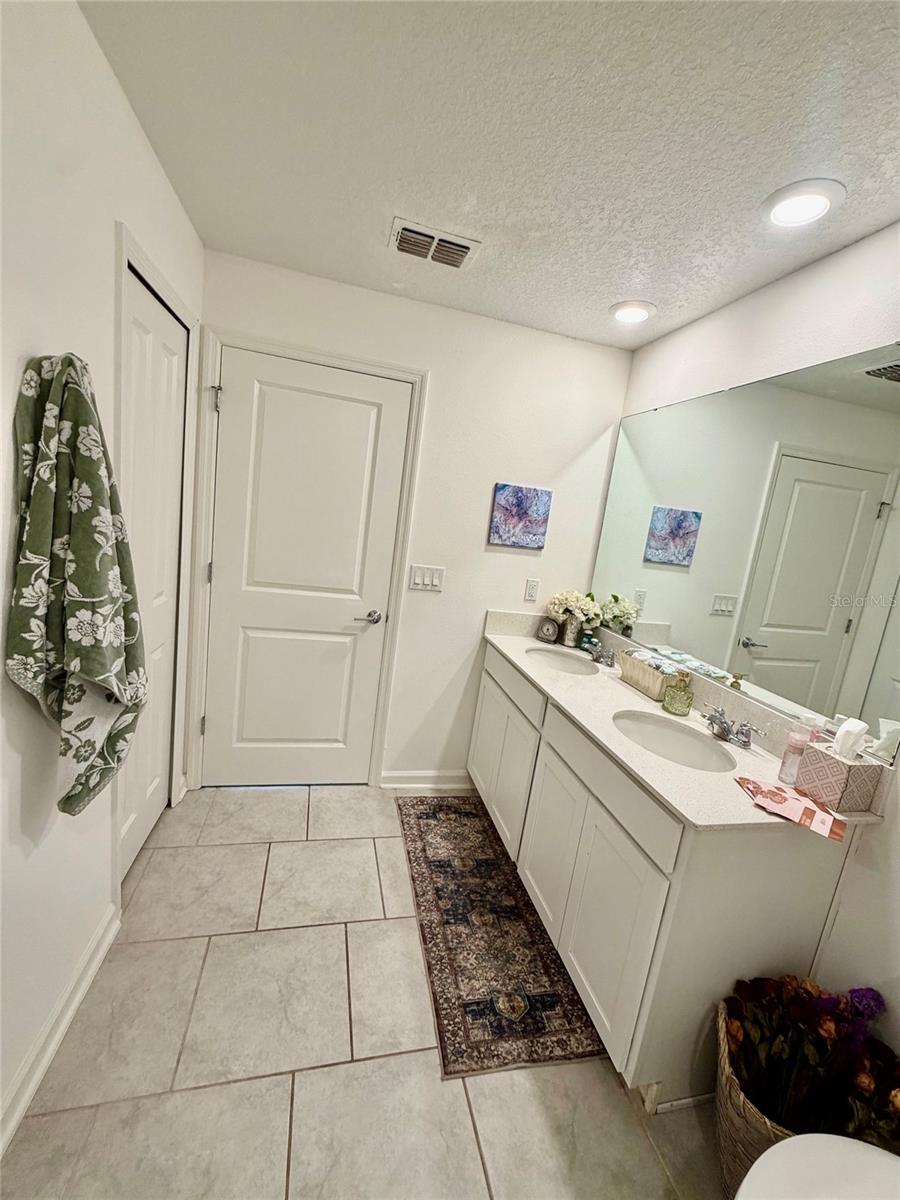 9347 REVERE AVE, LEESBURG, FL, 34788