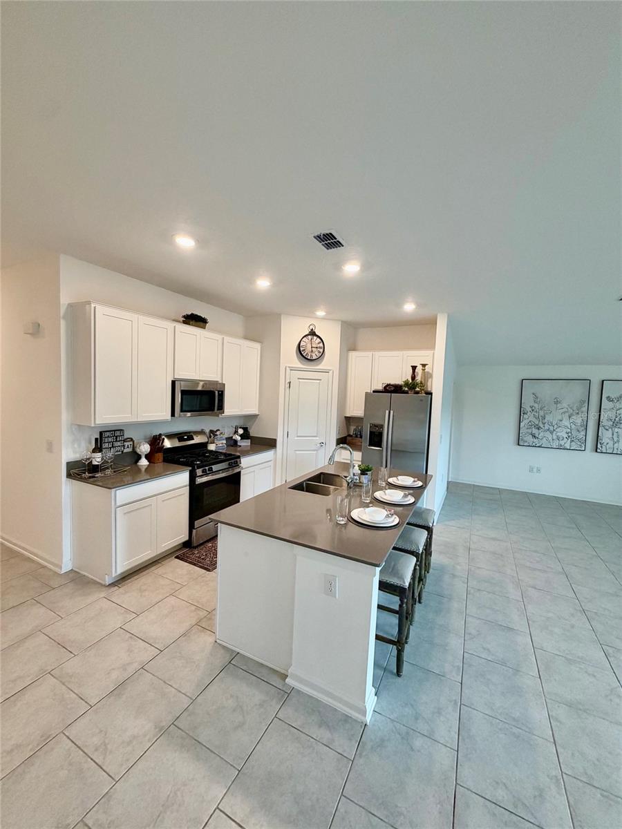 9347 REVERE AVE, LEESBURG, FL, 34788