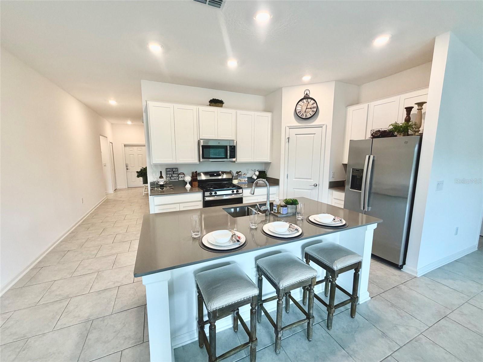 9347 REVERE AVE, LEESBURG, FL, 34788