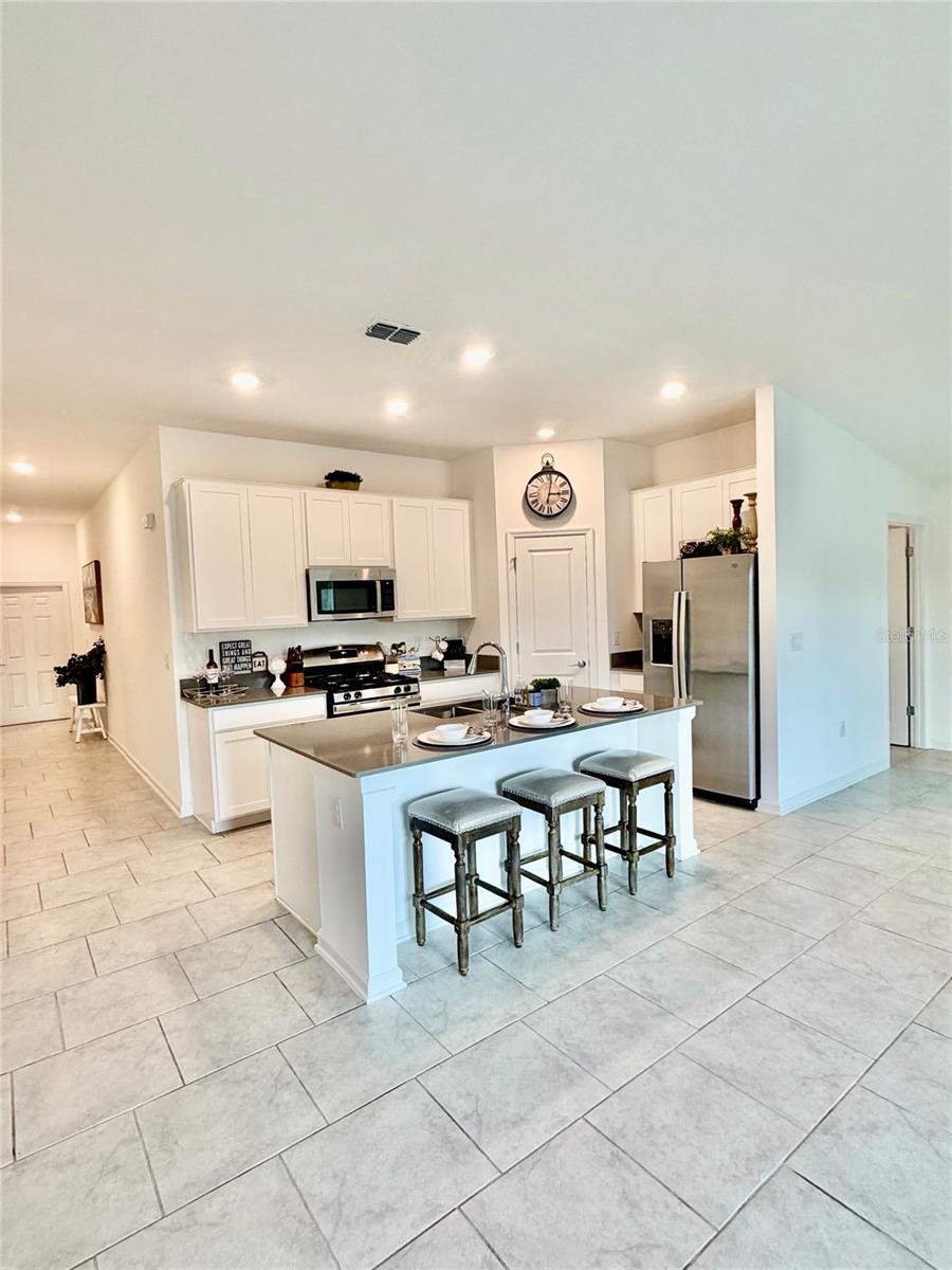 9347 REVERE AVE, LEESBURG, FL, 34788