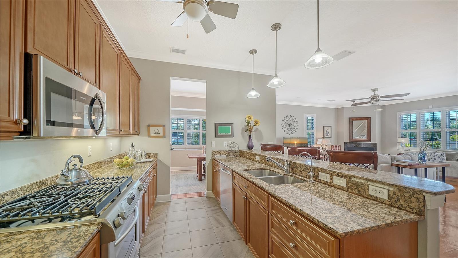 357 TIERRA MAR LN #5, SARASOTA, FL, 34242