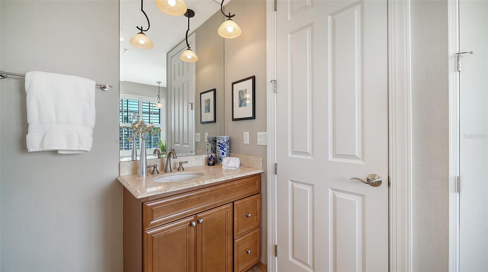 357 TIERRA MAR LN #5, SARASOTA, FL, 34242