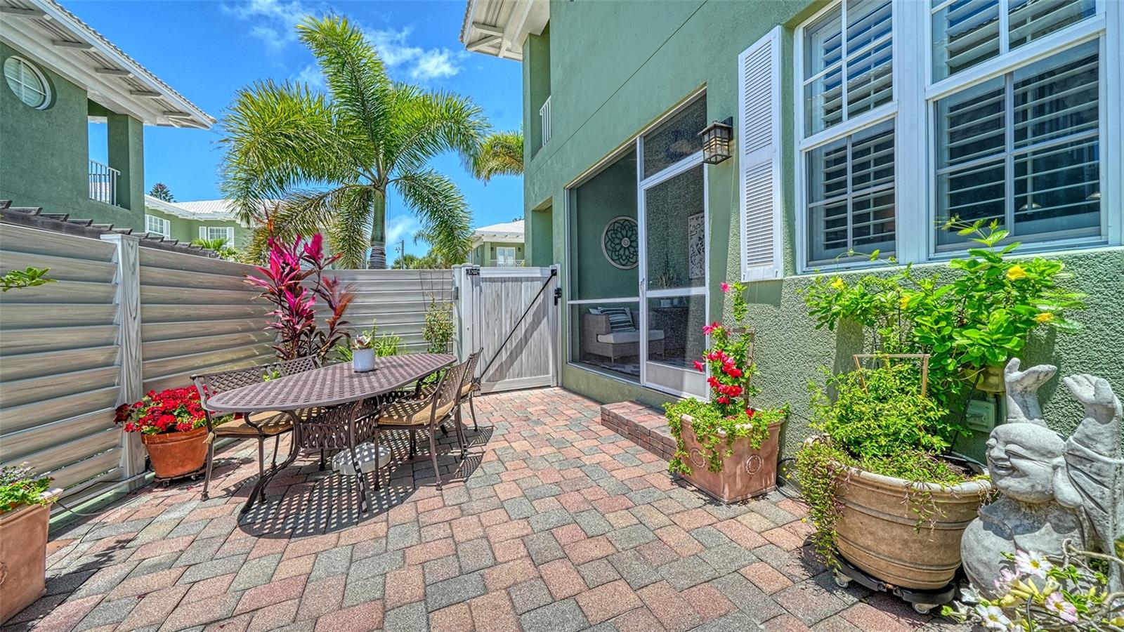 357 TIERRA MAR LN #5, SARASOTA, FL, 34242
