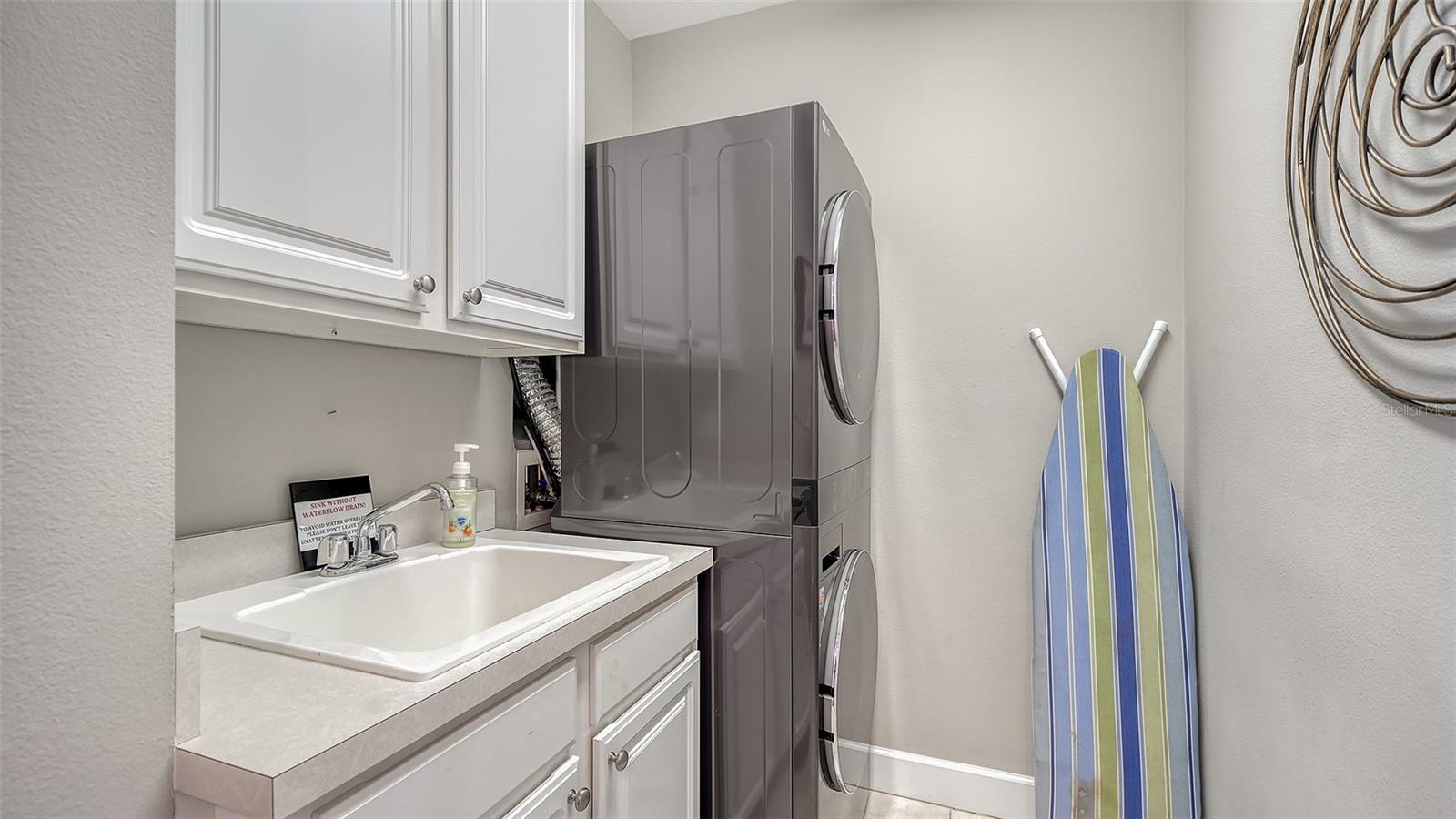357 TIERRA MAR LN #5, SARASOTA, FL, 34242