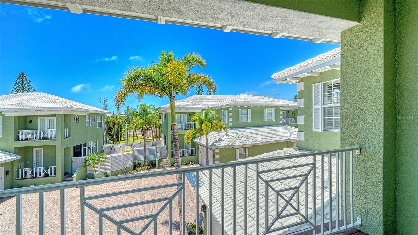 357 TIERRA MAR LN #5, SARASOTA, FL, 34242