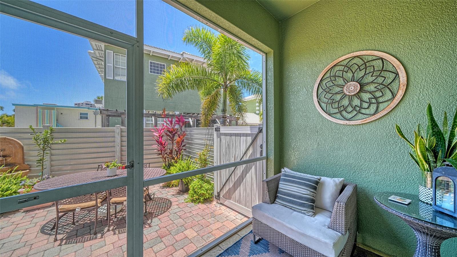 357 TIERRA MAR LN #5, SARASOTA, FL, 34242
