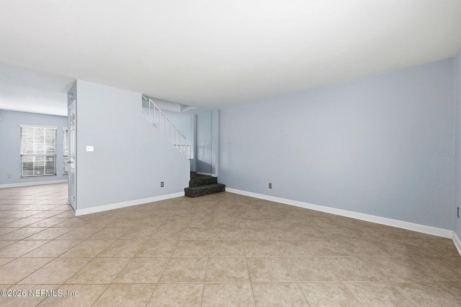 8153 SUTTON PL N, JACKSONVILLE, FL, 32217