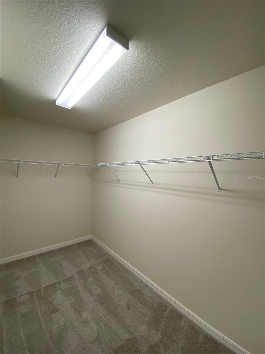 8190 N WAKEFIELD DR, CITRUS SPRINGS, FL, 34434