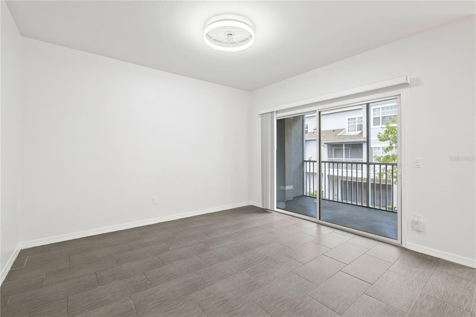 2442 GRAND CENTRAL PKWY #2, ORLANDO, FL, 32839