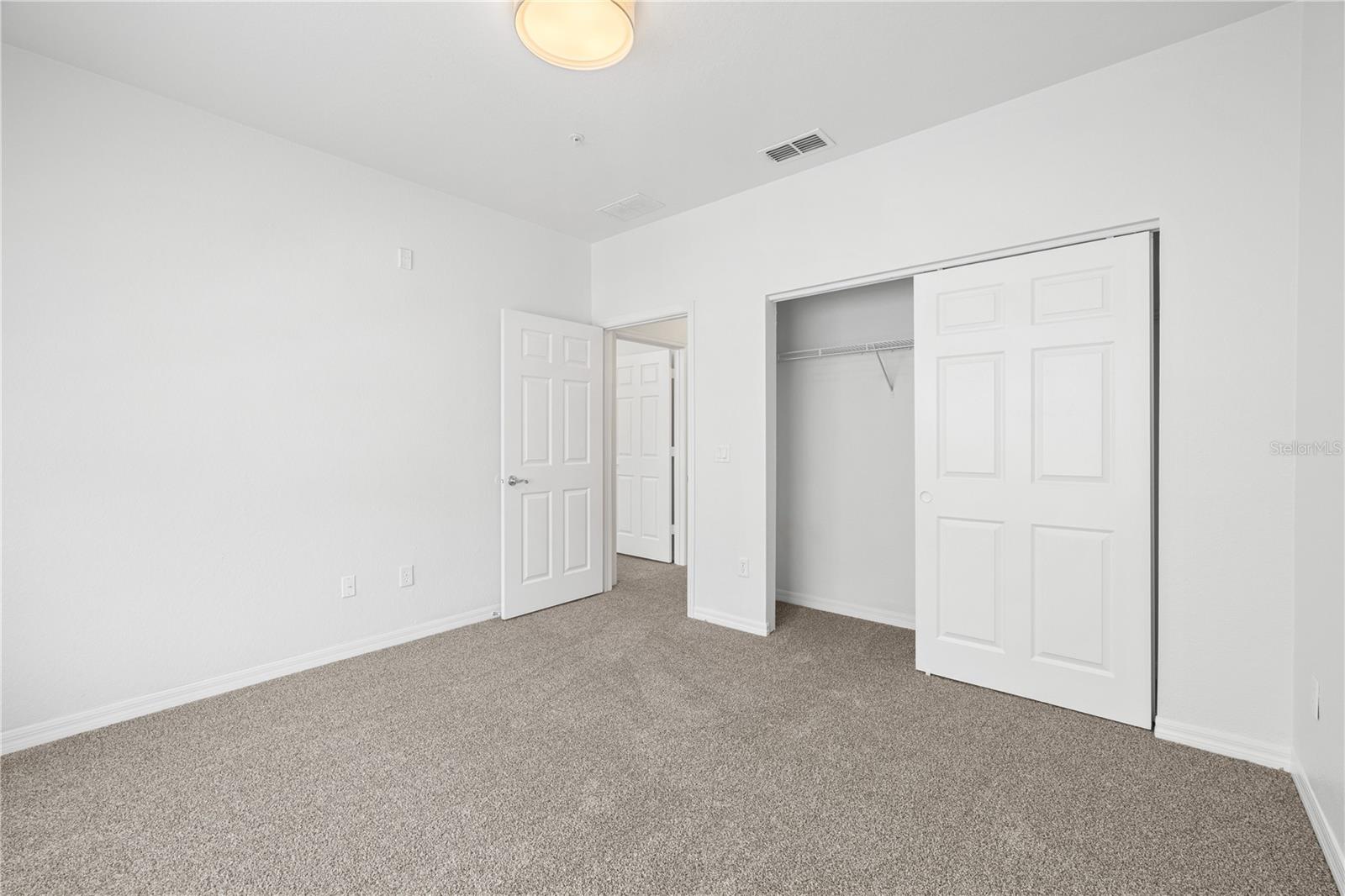 2442 GRAND CENTRAL PKWY #2, ORLANDO, FL, 32839