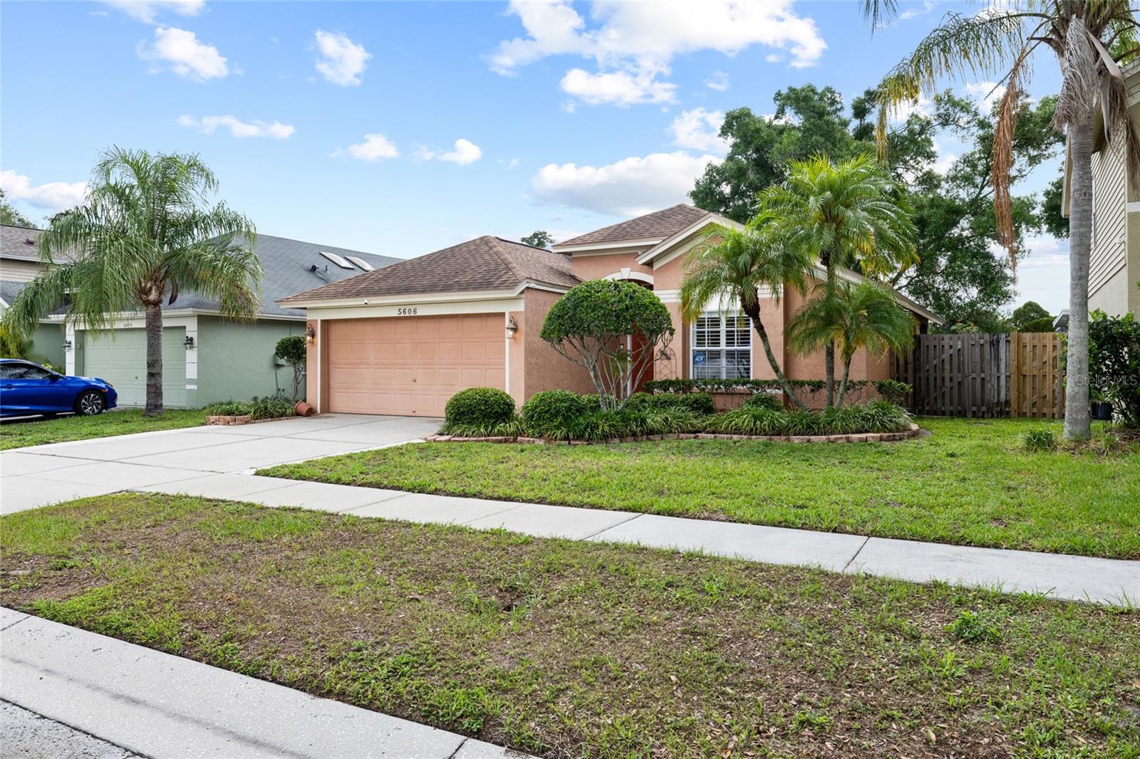 5606 PADDOCK TRAIL DR, TAMPA, FL, 33624