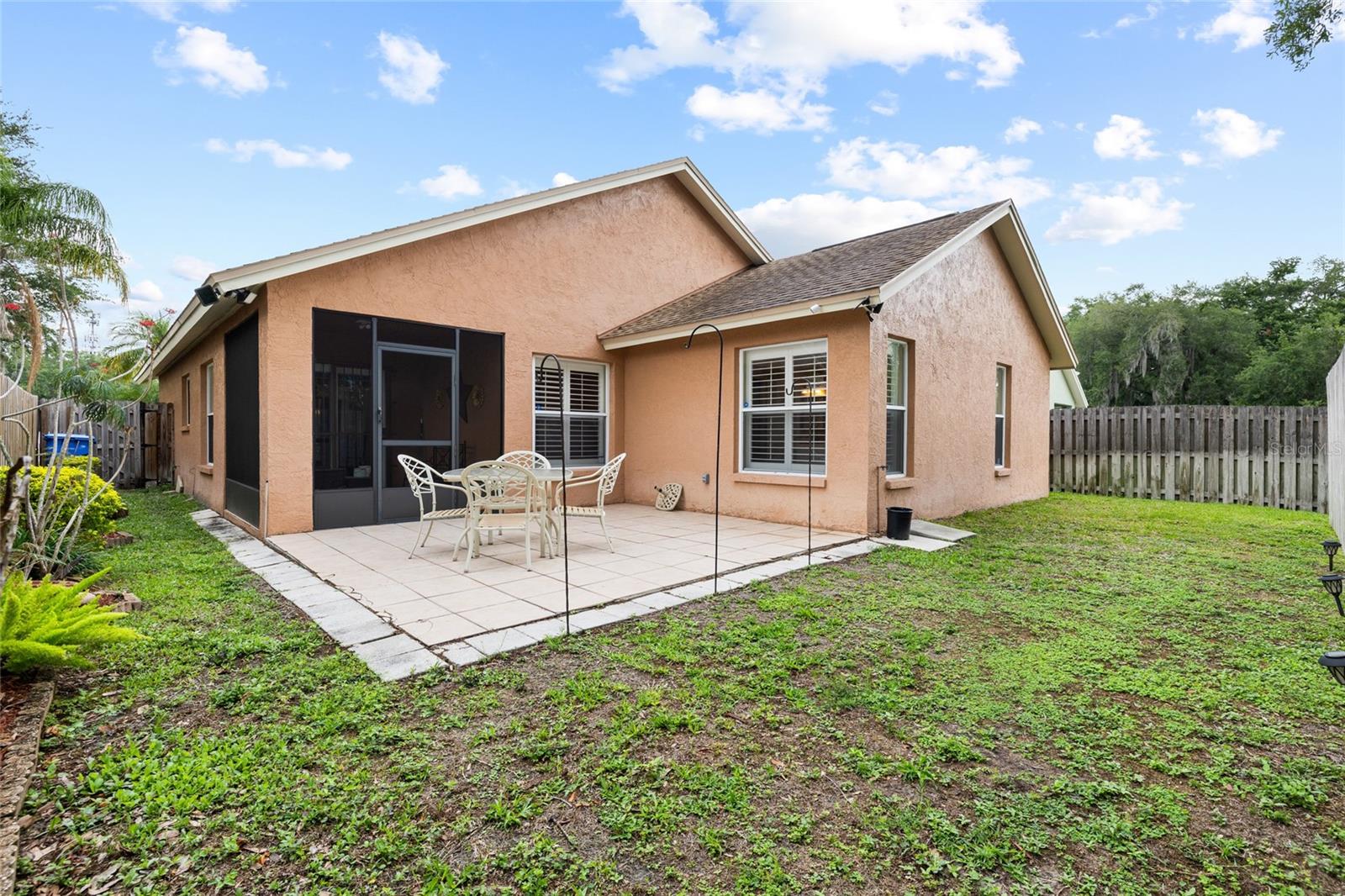 5606 PADDOCK TRAIL DR, TAMPA, FL, 33624