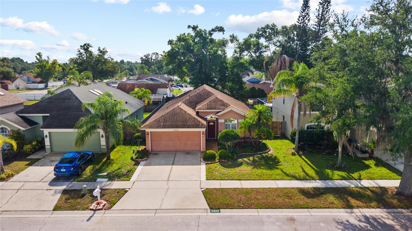 5606 PADDOCK TRAIL DR, TAMPA, FL, 33624
