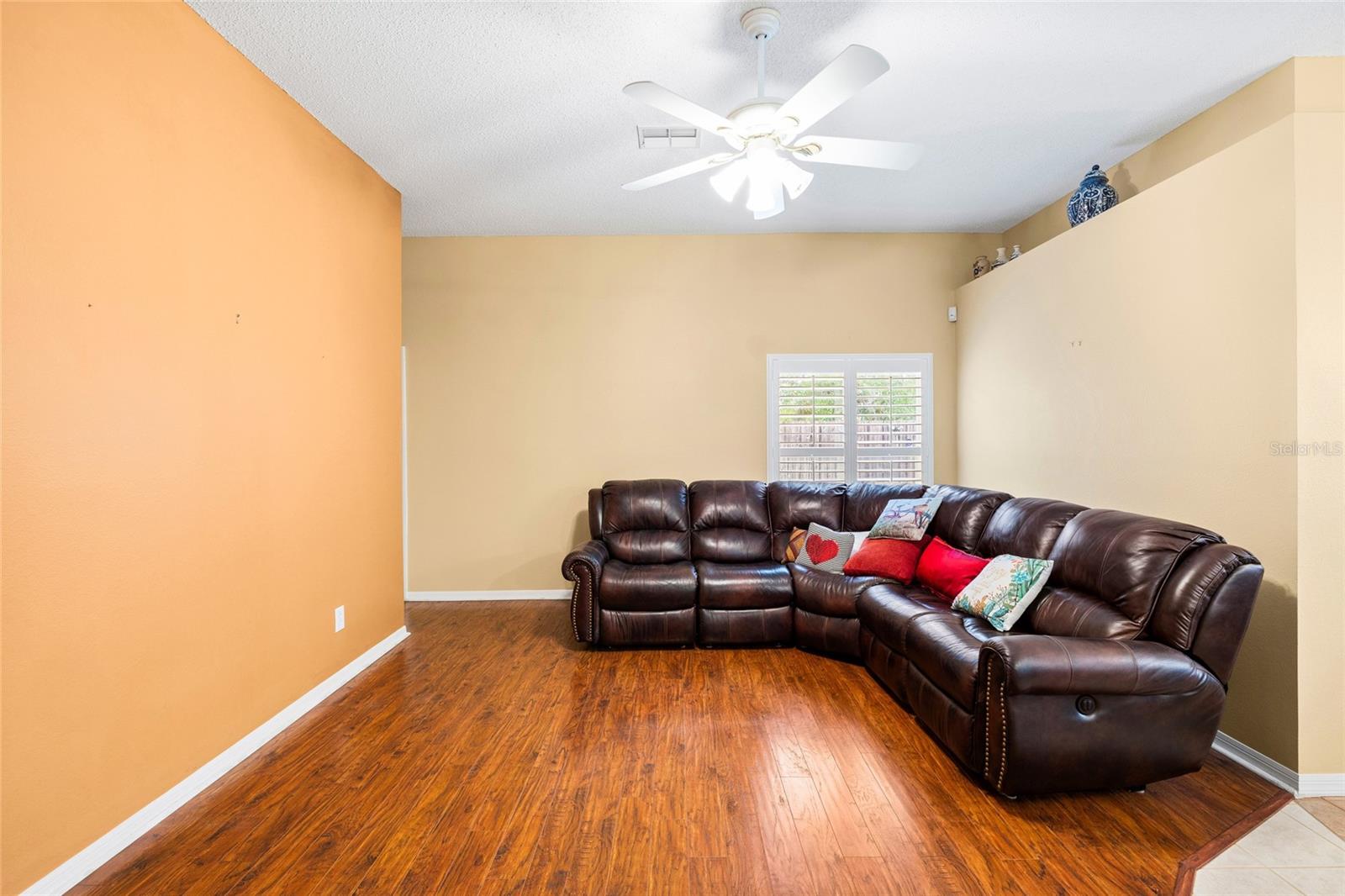 5606 PADDOCK TRAIL DR, TAMPA, FL, 33624