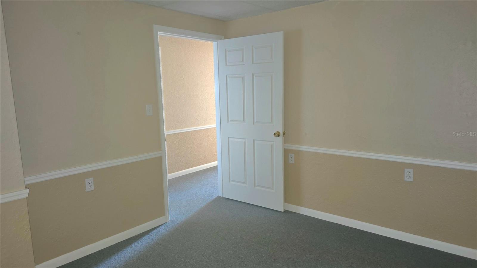 530 US-41-BYP #17B, VENICE, FL, 34285