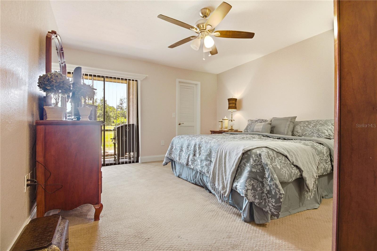 260 MICHAELS CIR, OLDSMAR, FL, 34677
