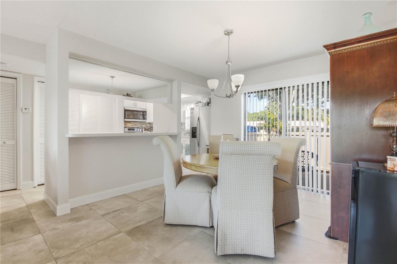 260 MICHAELS CIR, OLDSMAR, FL, 34677