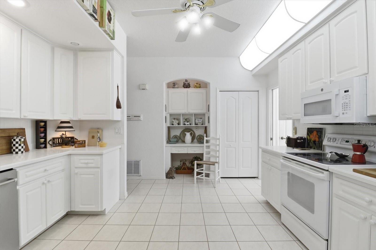 4 POPPY CT, HOMOSASSA, FL, 34446