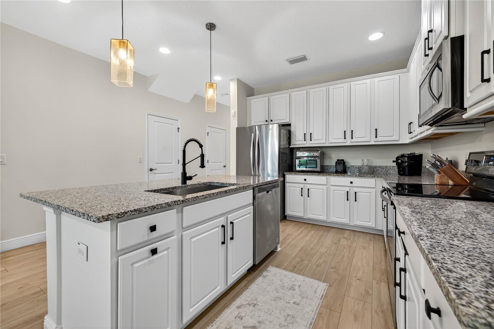 8128 MUDDY PINES PL, TAMPA, FL, 33635