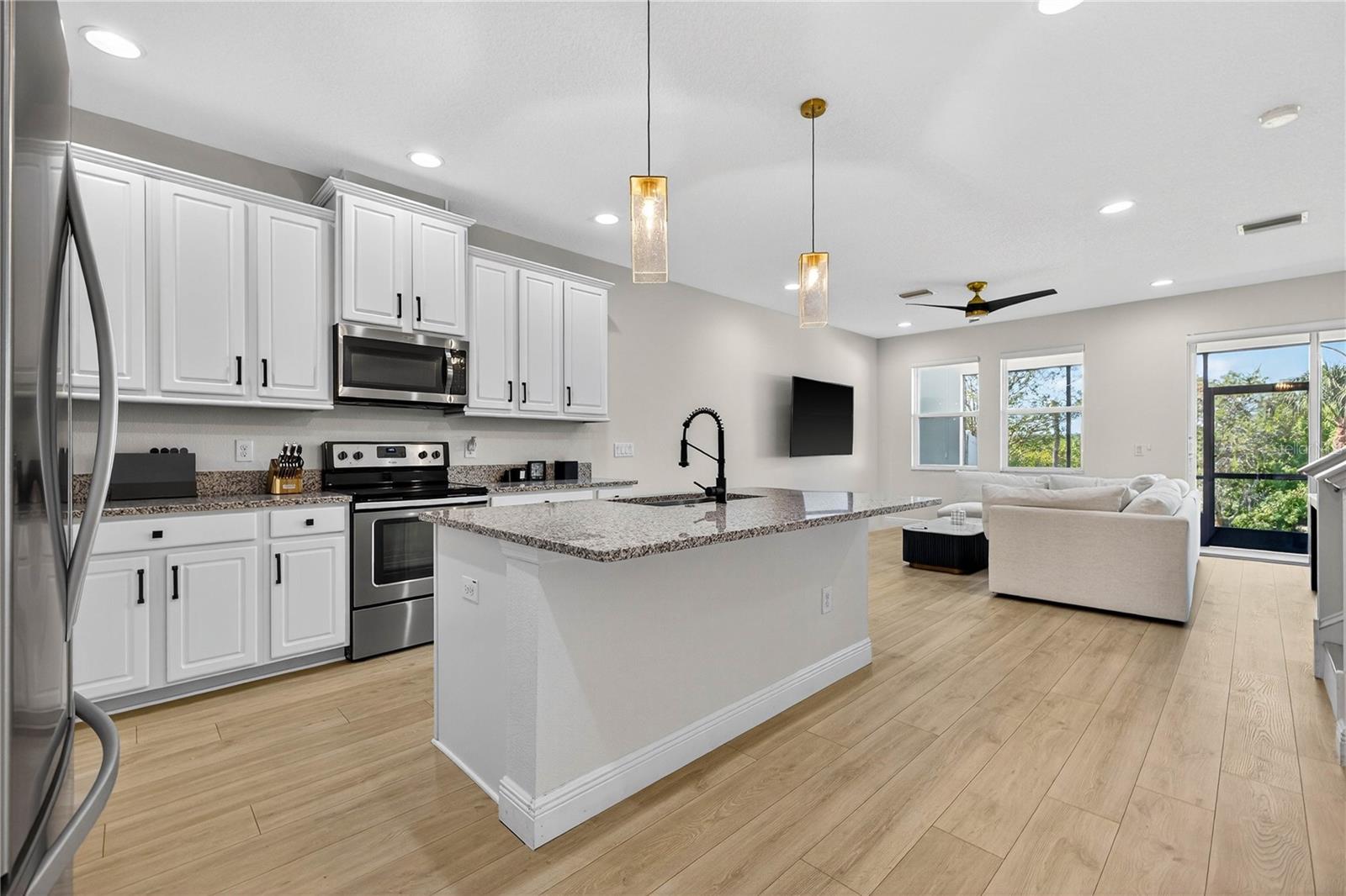 8128 MUDDY PINES PL, TAMPA, FL, 33635