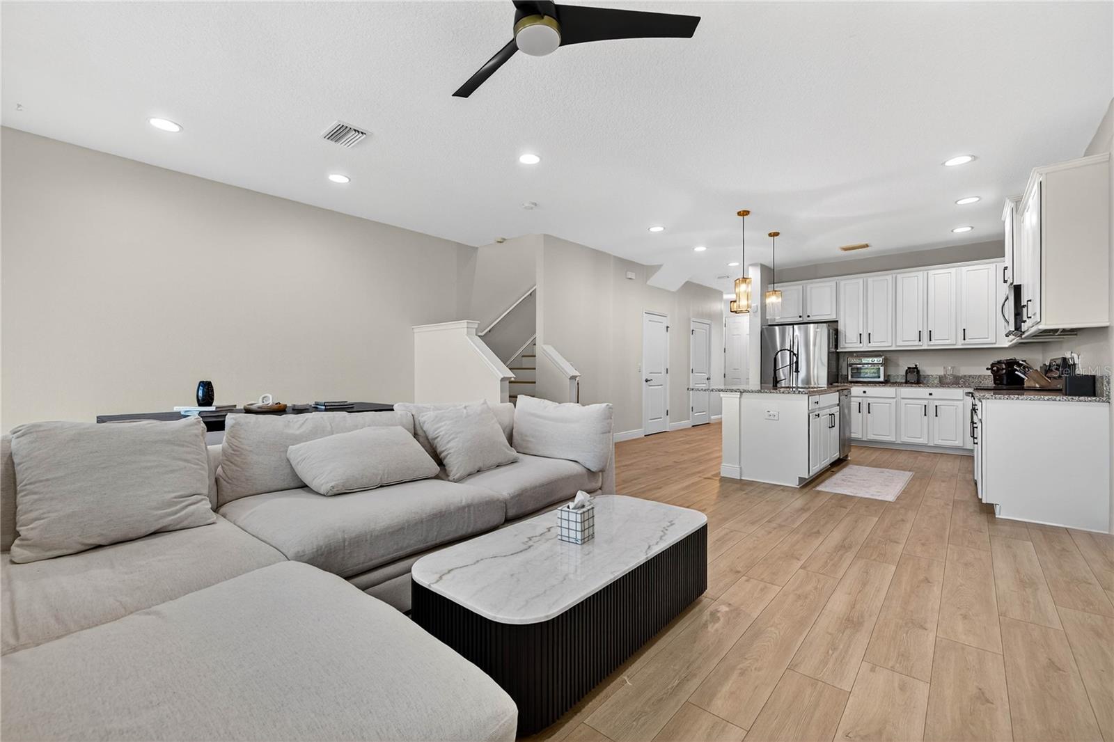 8128 MUDDY PINES PL, TAMPA, FL, 33635