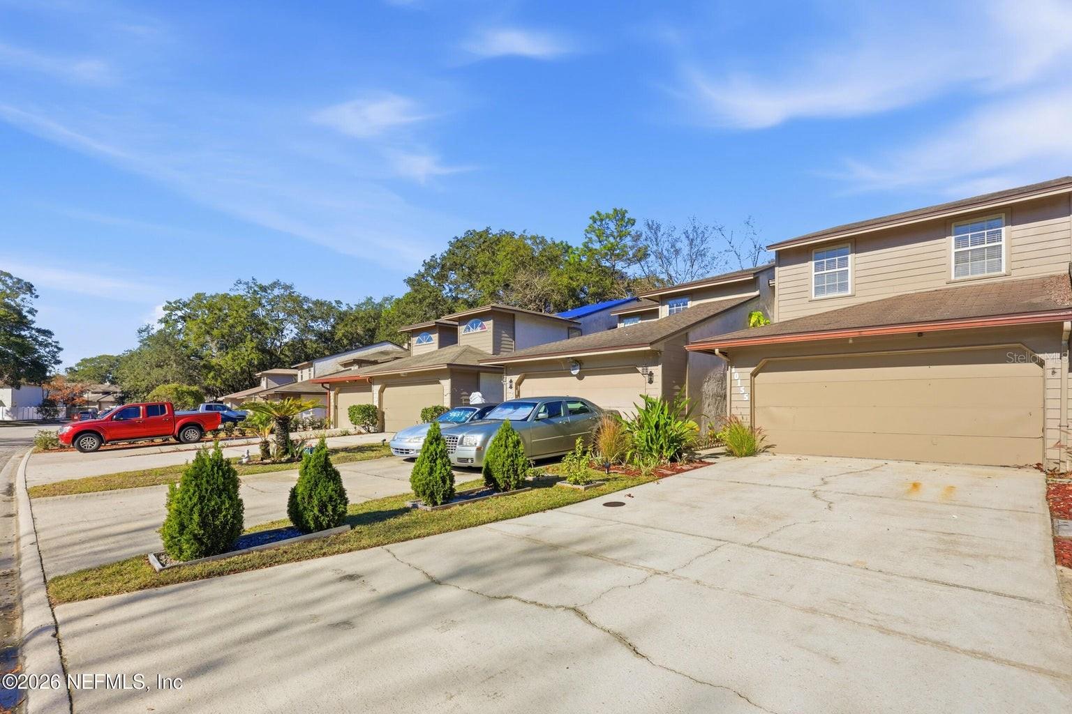 10155 BROOKWOOD FOREST BLVD, JACKSONVILLE, FL, 32225
