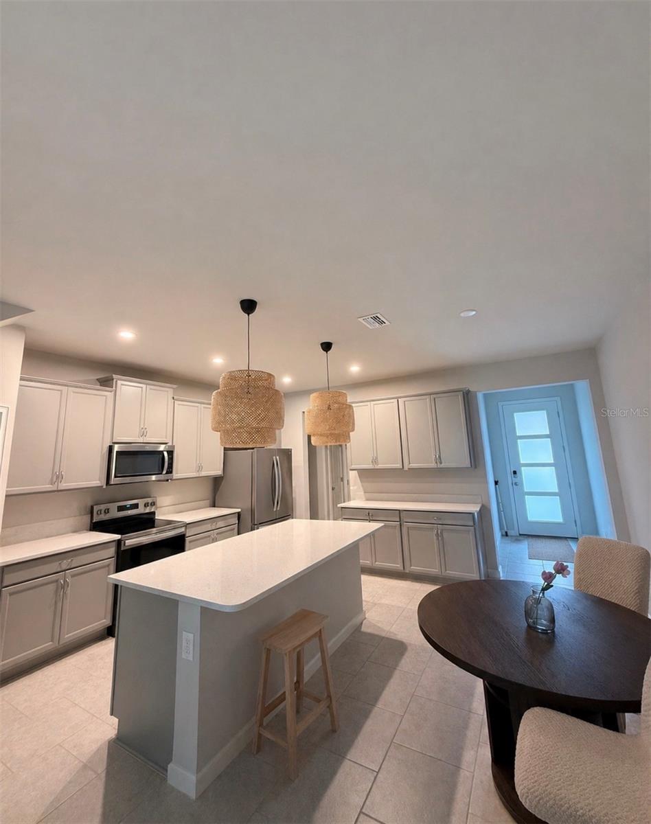 1138 CREEK VALLEY CT, BRANDON, FL, 33511