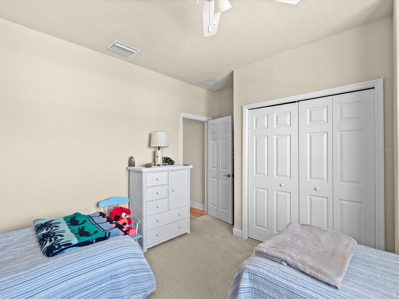 450 HARBOR SPRINGS DR, PALM HARBOR, FL, 34683