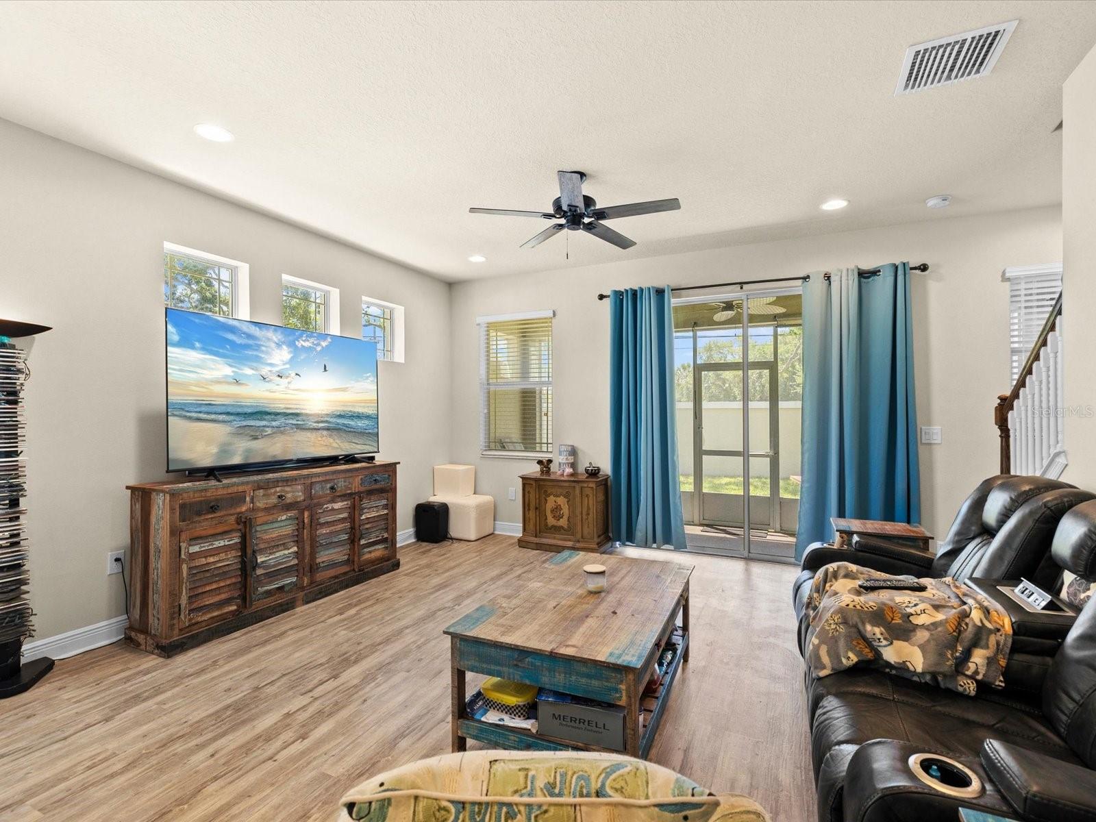 450 HARBOR SPRINGS DR, PALM HARBOR, FL, 34683