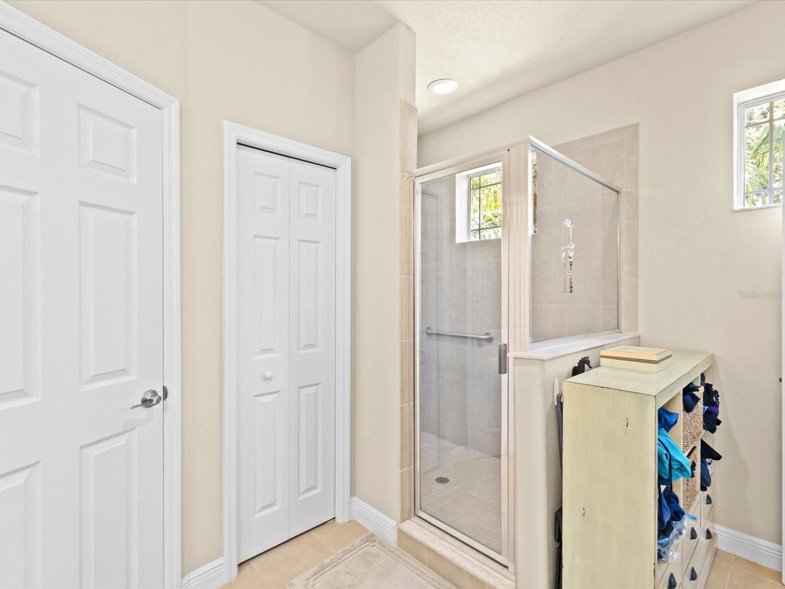 450 HARBOR SPRINGS DR, PALM HARBOR, FL, 34683