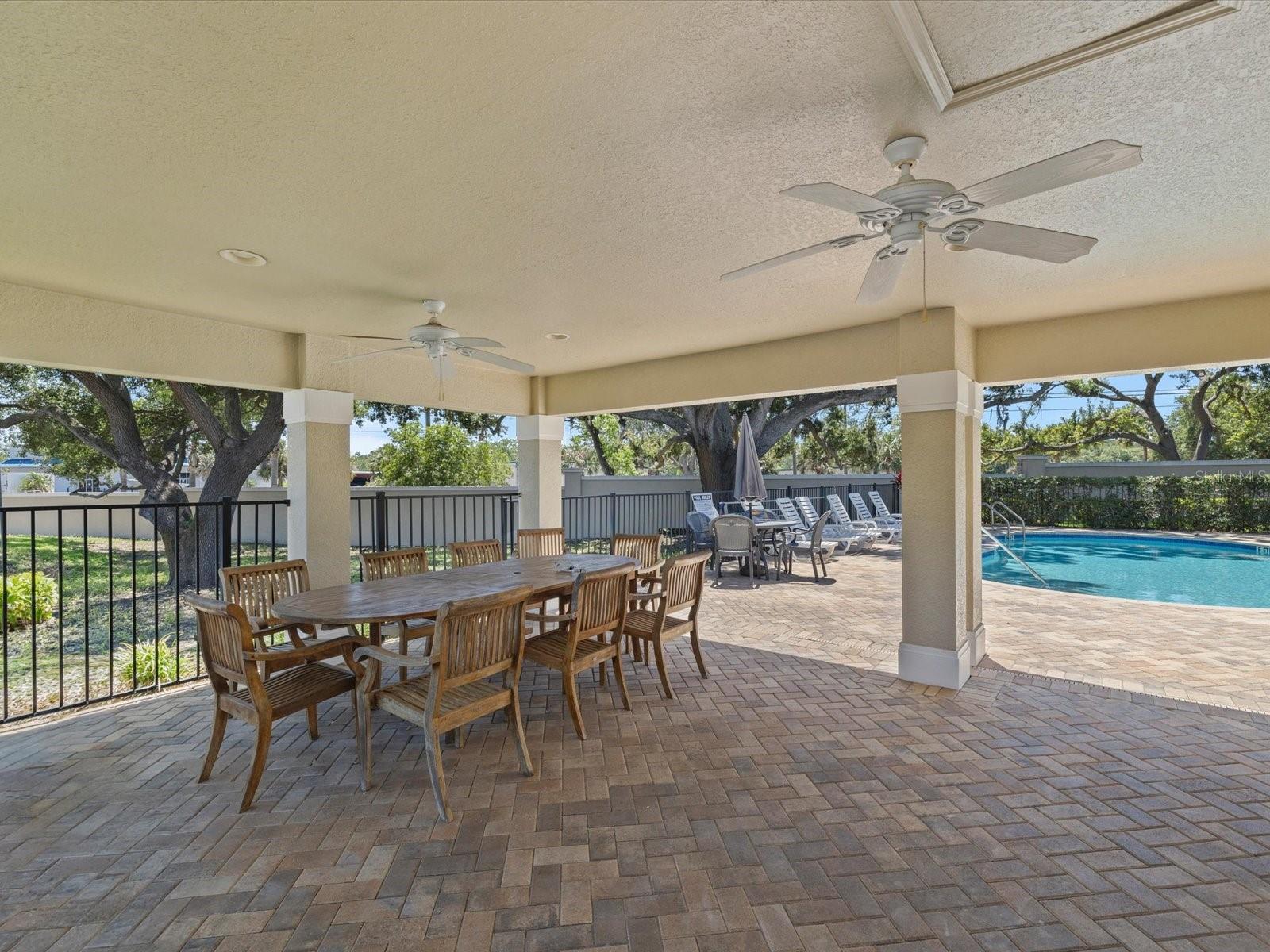 450 HARBOR SPRINGS DR, PALM HARBOR, FL, 34683