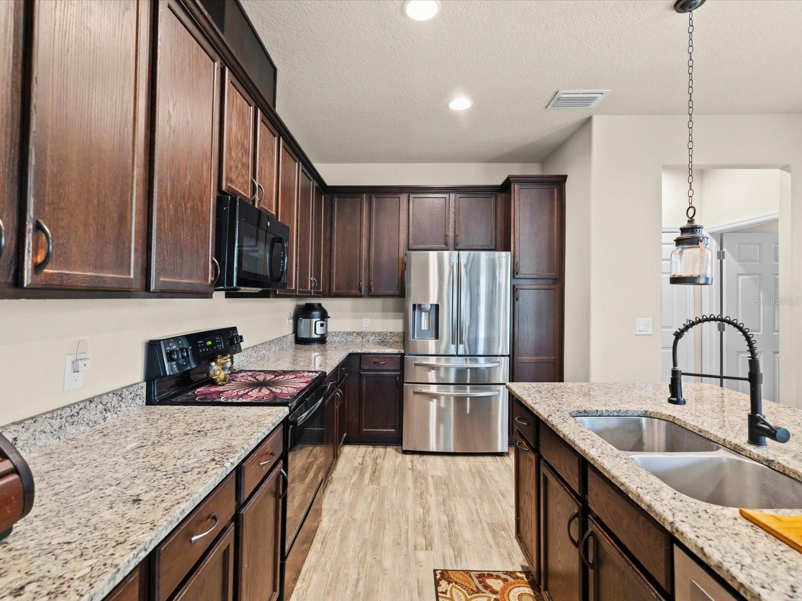 450 HARBOR SPRINGS DR, PALM HARBOR, FL, 34683