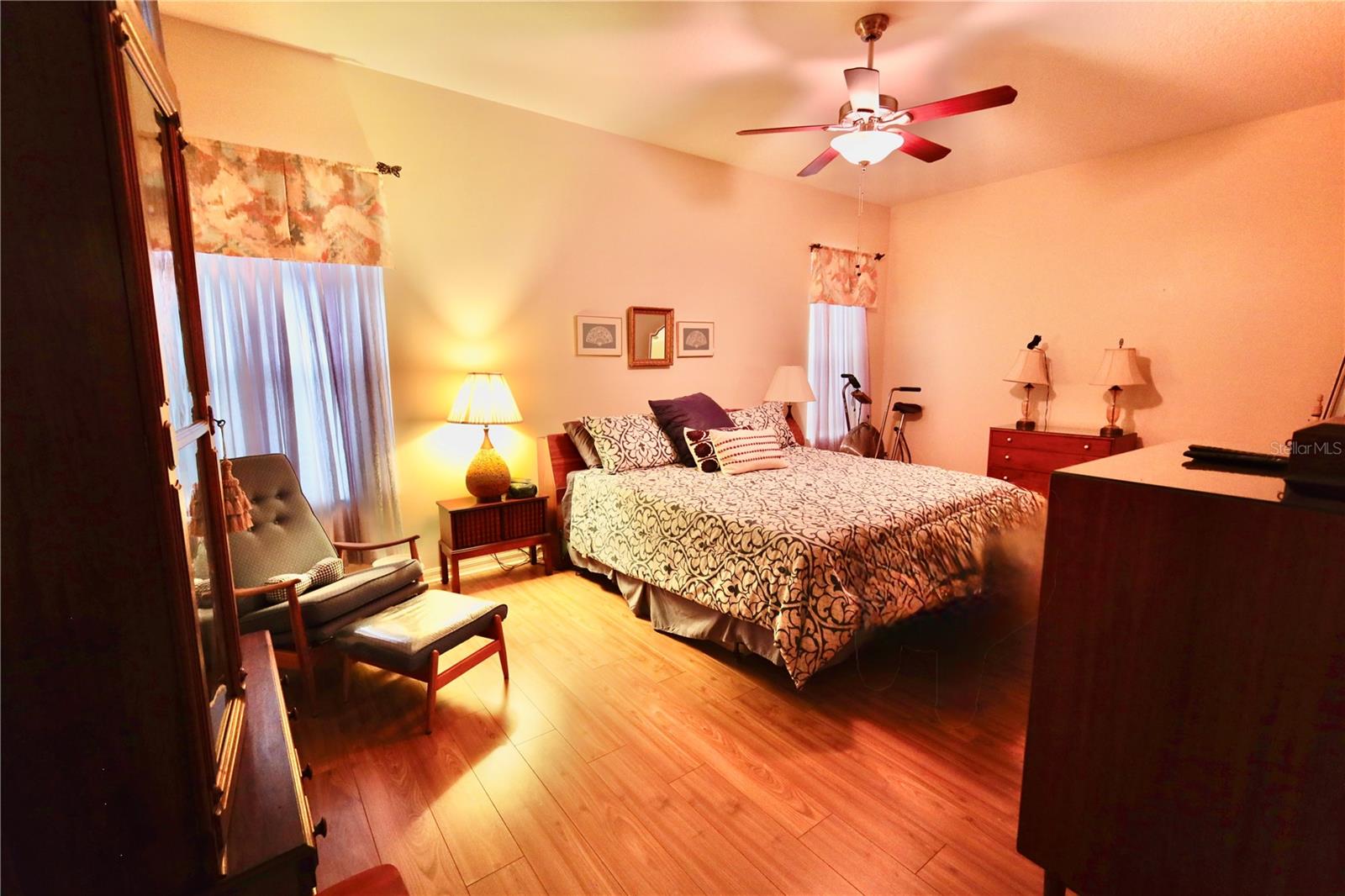 532 CARRERA DR, LADY LAKE, FL, 32159