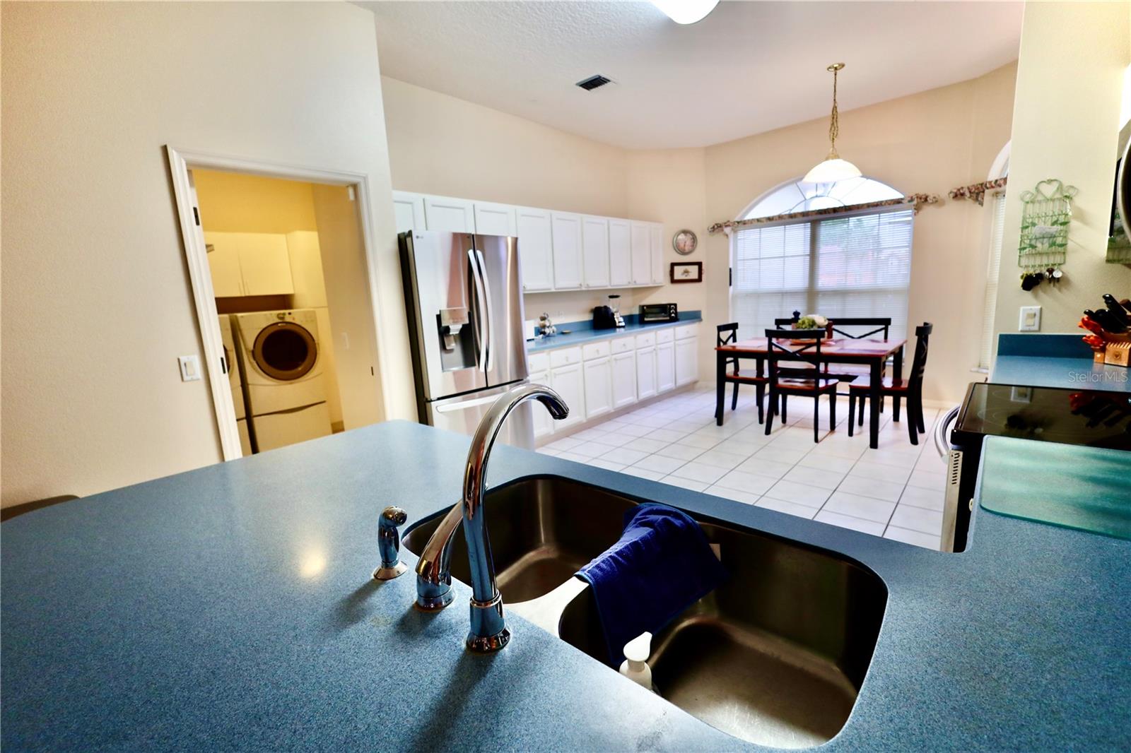 532 CARRERA DR, LADY LAKE, FL, 32159